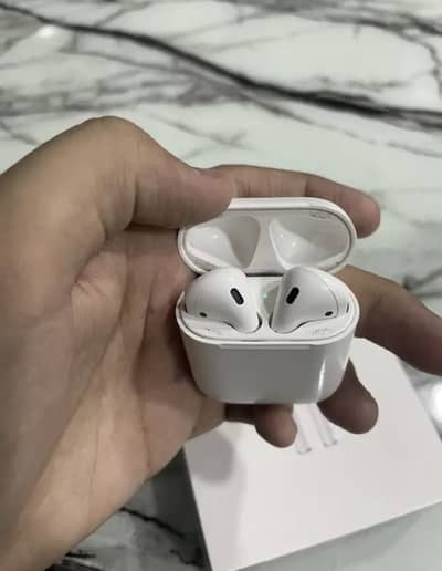 Apple AirPods 2nd Generation with Charging Case – Original Box