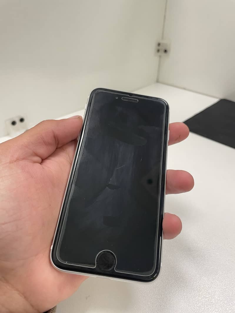Apple iPhone SE 2