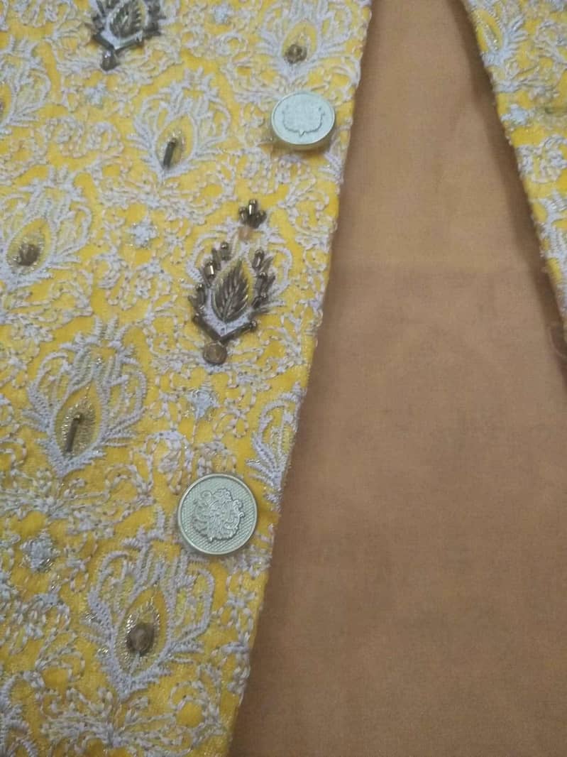 Suit medium size 2