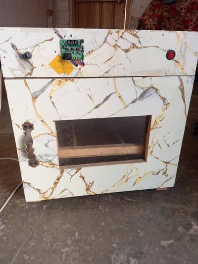 56 Eggs incubator Automatic available