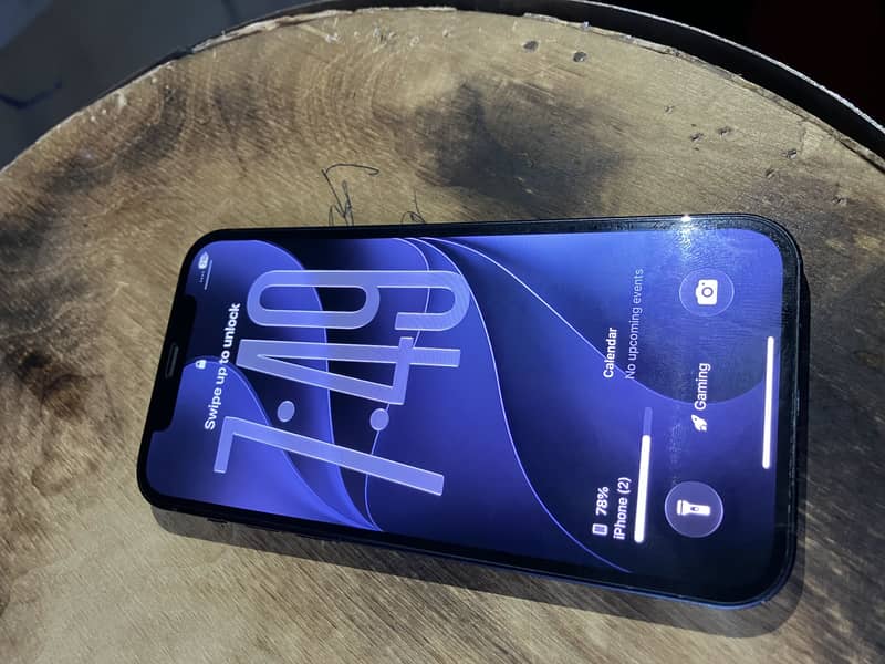 Apple iPhone 12 1