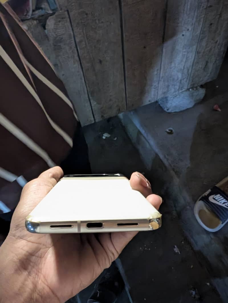 Google Pixel 8 Pro pta approved 2