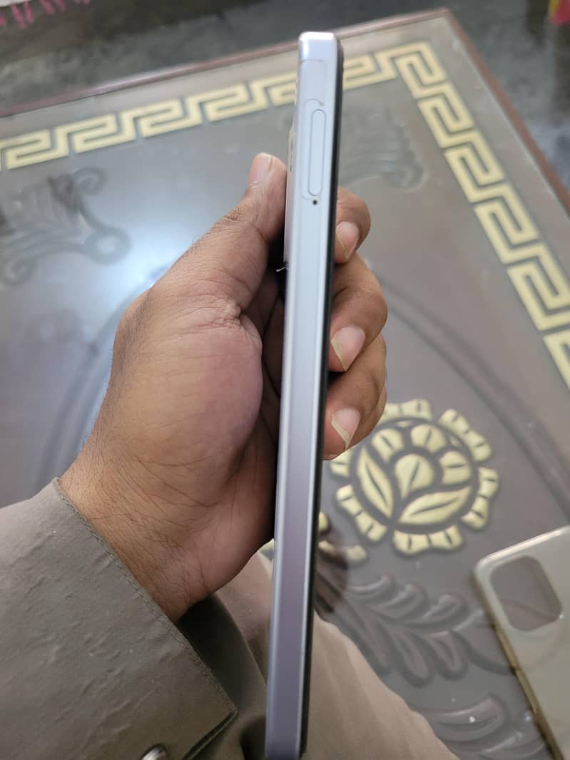 OPPO A6k 1