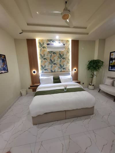 1 BED FULL FUR APARTMENT FOR RENT BAHRIA TOWN LAHORE