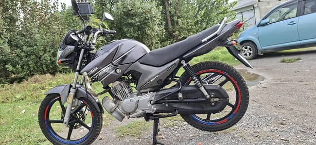 ybr125 grey color in excellent condition