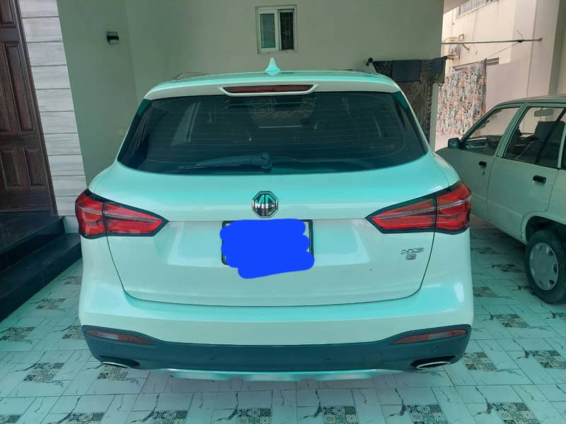 MG HS 2021 1
