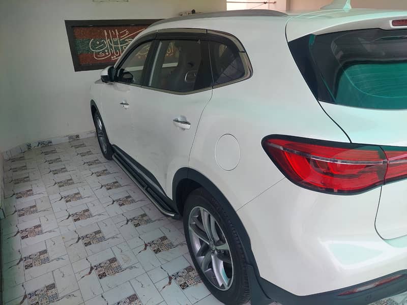 MG HS 2021 8