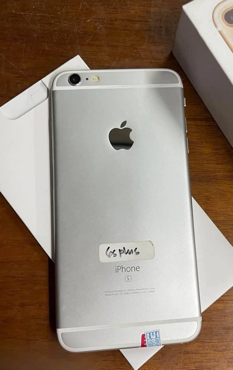 Apple iPhone 6S Plus 0