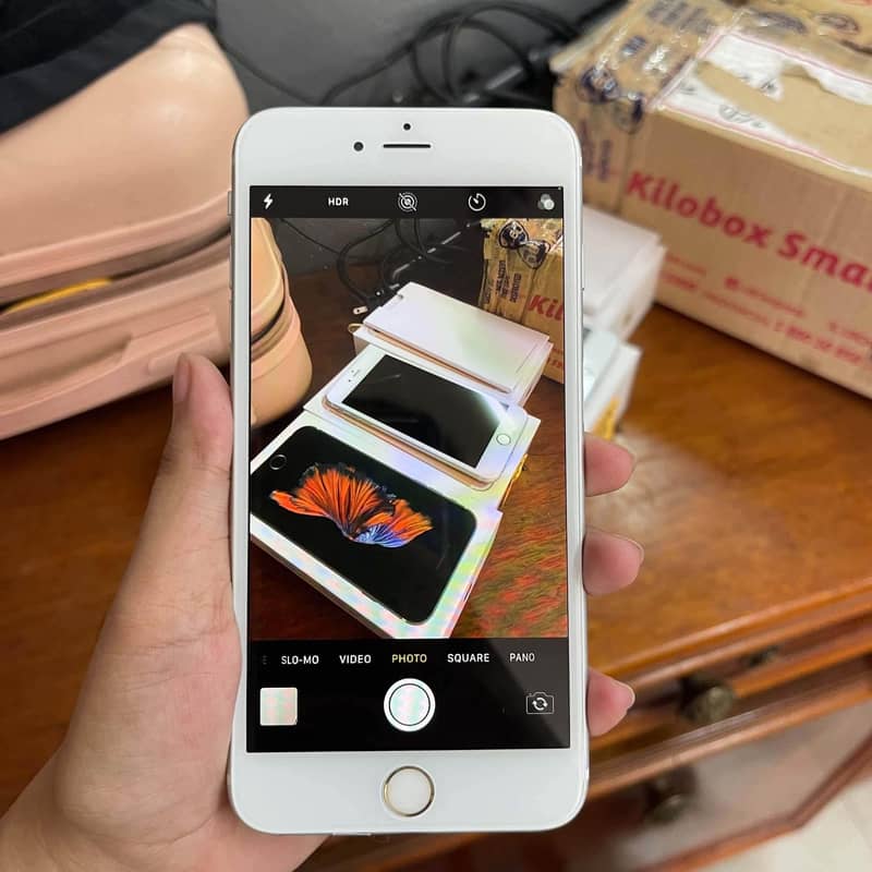 Apple iPhone 6S Plus 1