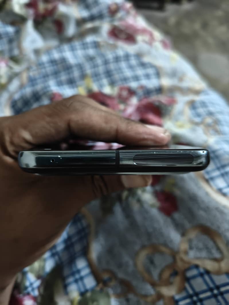 Google Pixel 8 Pro 0