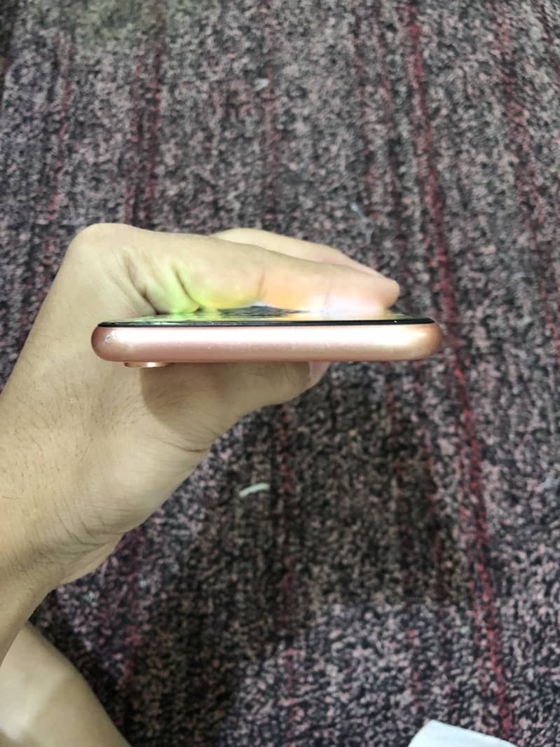 Apple iPhone XR 3