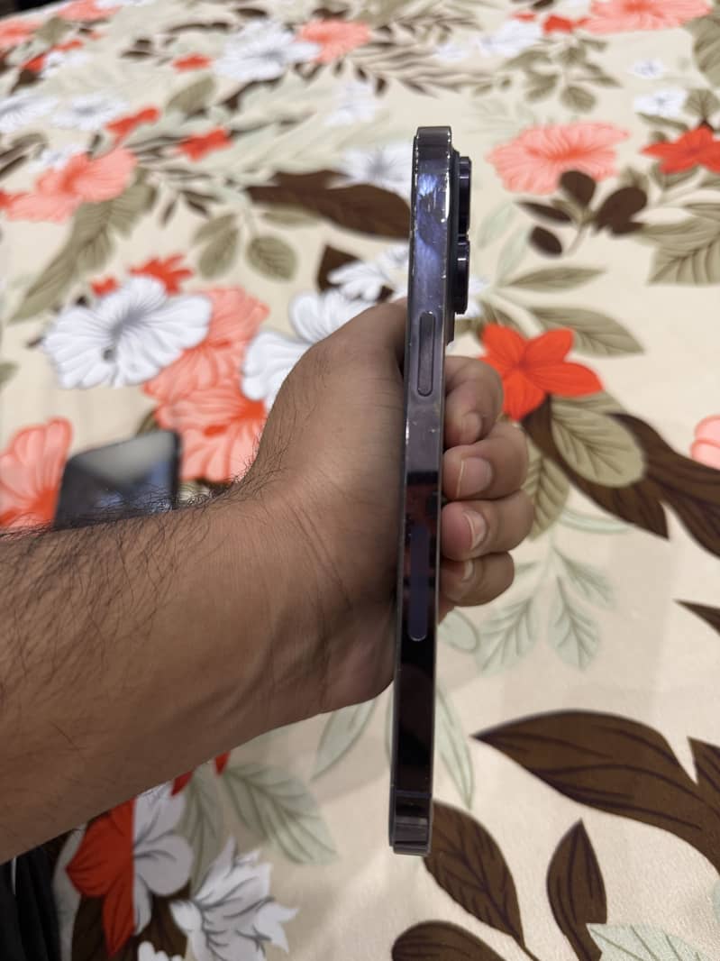 iPhone 14 Pro Max jv 4