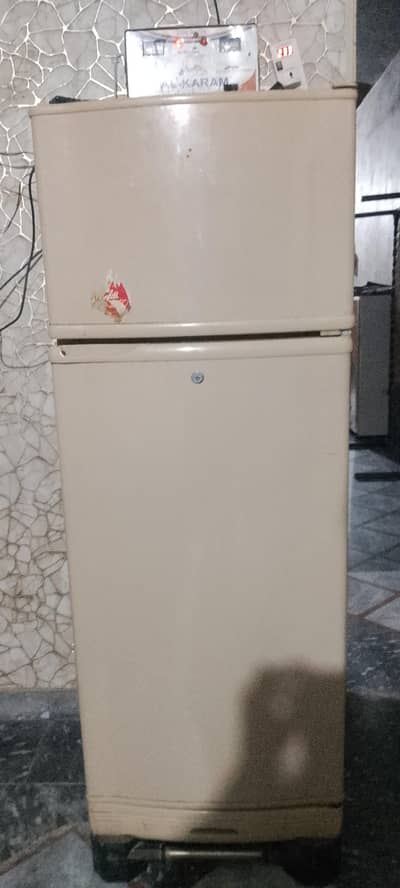 2nd hand freezer in low amount