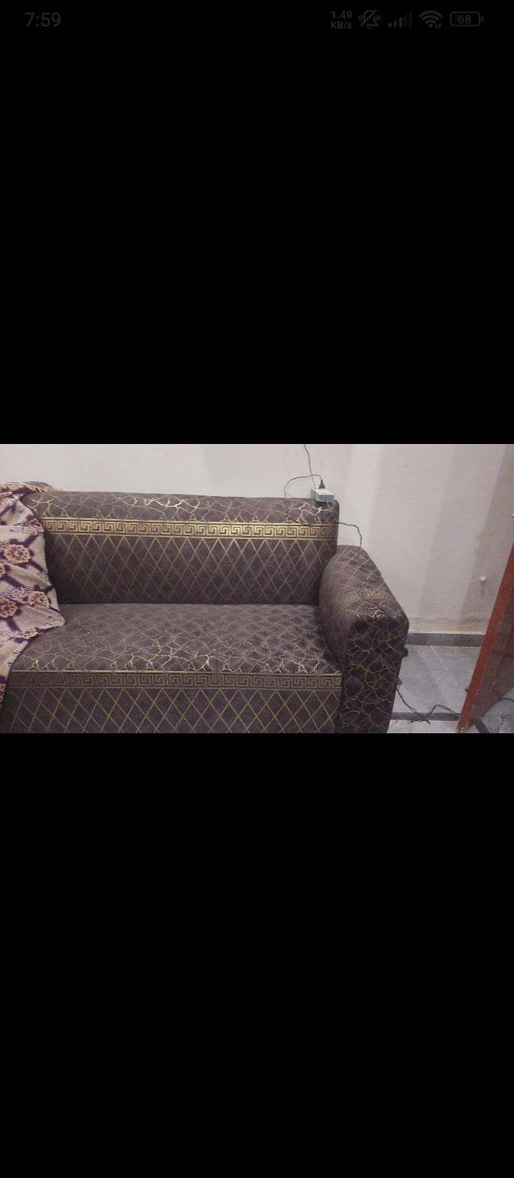 SOFA 5 SEATER 2