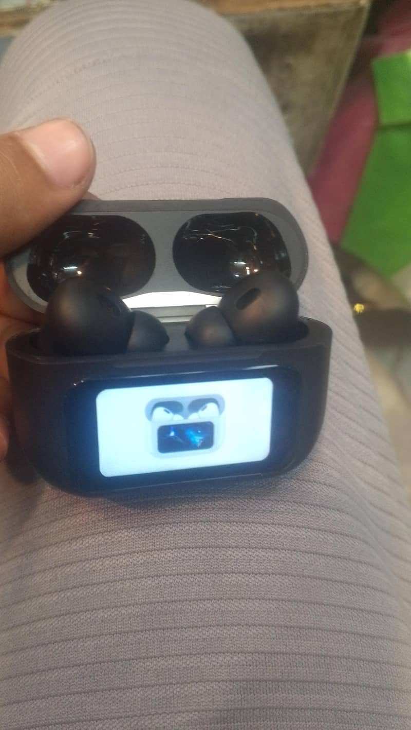 Earbuds 2