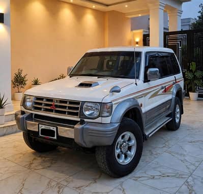 Mitsubishi Pajero 1995