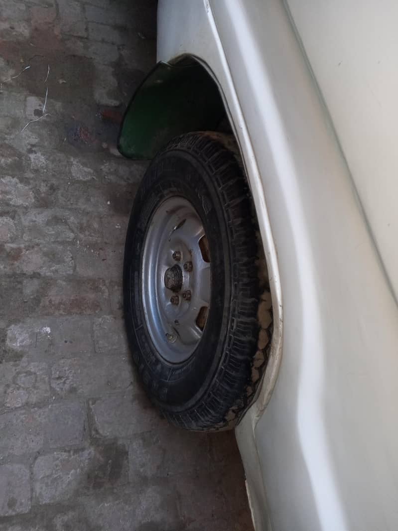kia seras 1