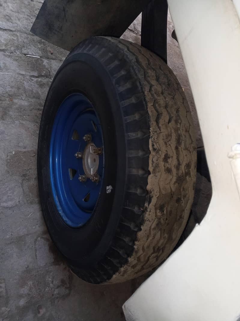 kia seras 2