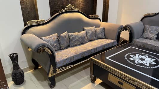 Luxury Wooden Sofa Set with Table