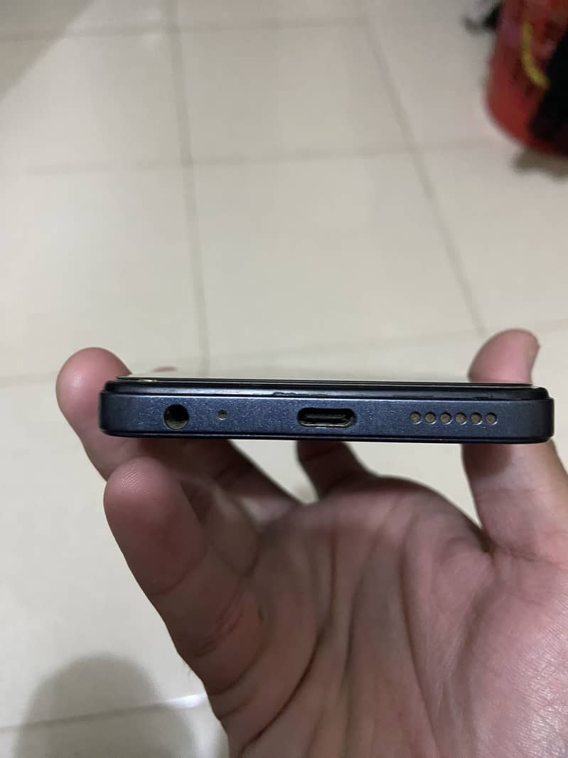 Tecno Spark Go 2
