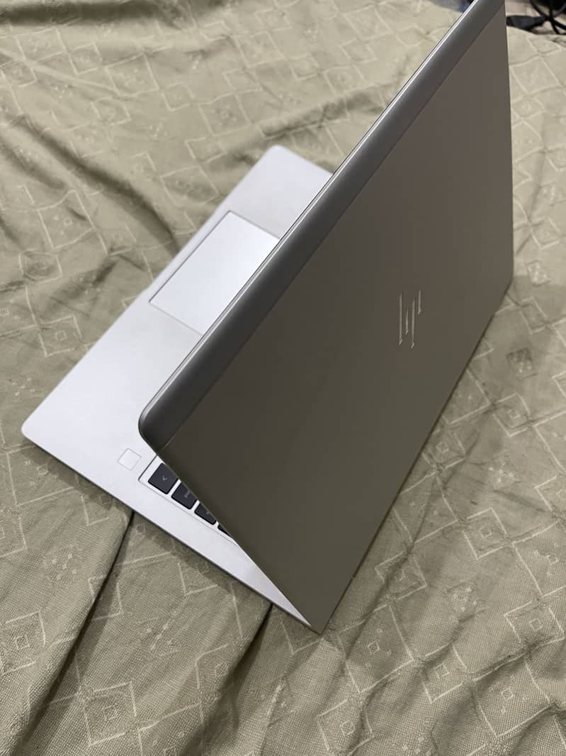 HP Elitebook 6