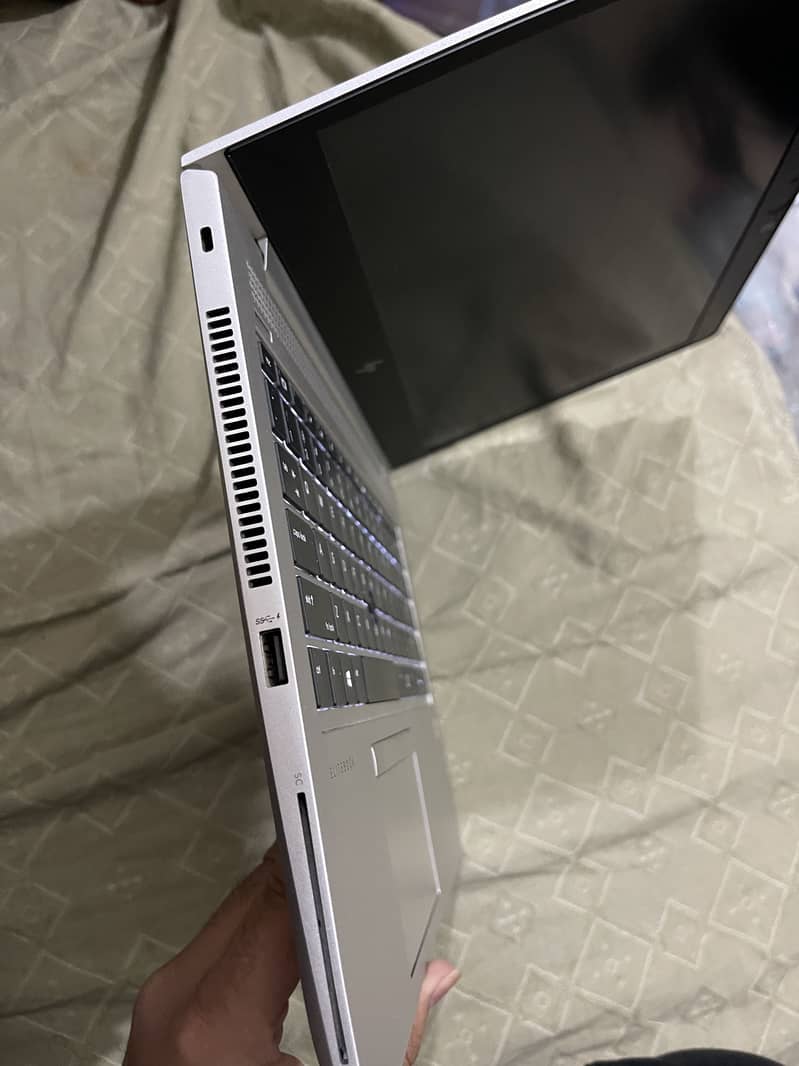 HP Elitebook 8