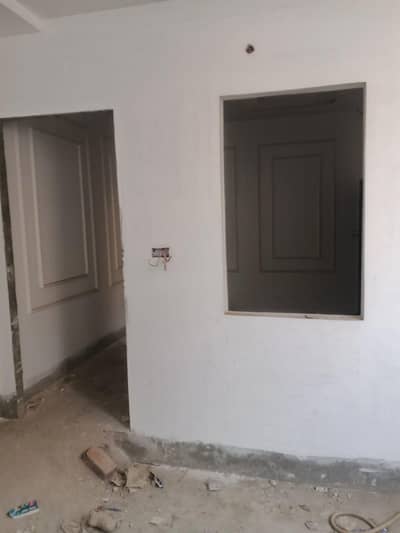 4.5 Marla 5 room house for sale