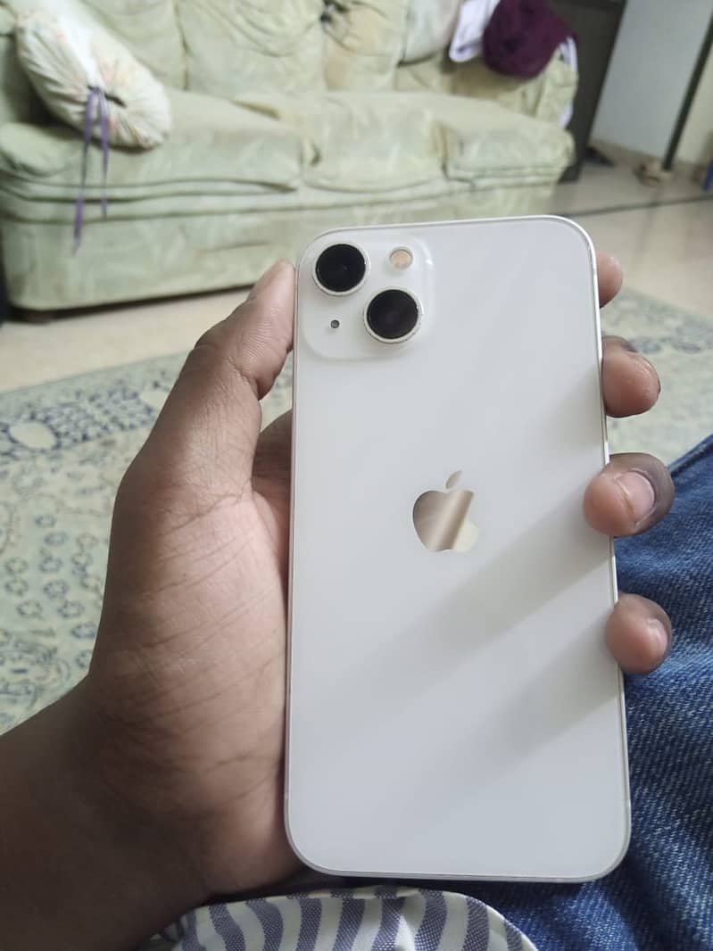 Apple iPhone 13 0