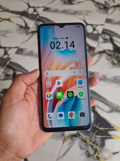 OPPO A18
