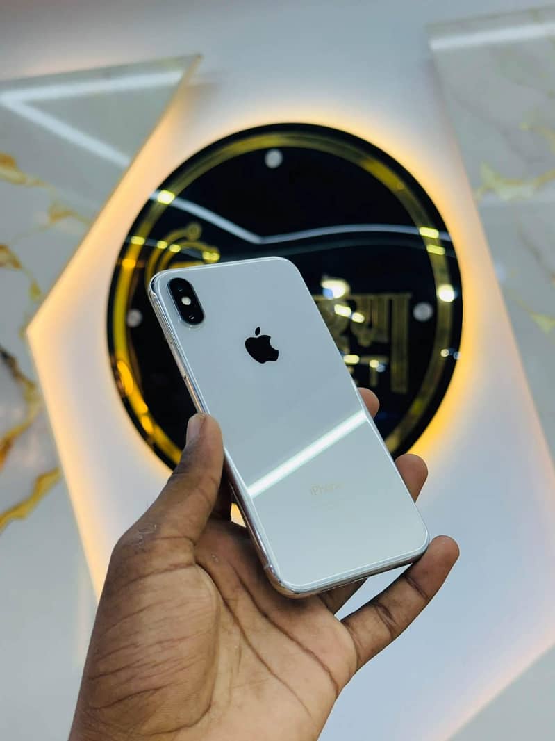 Apple iPhone X 1