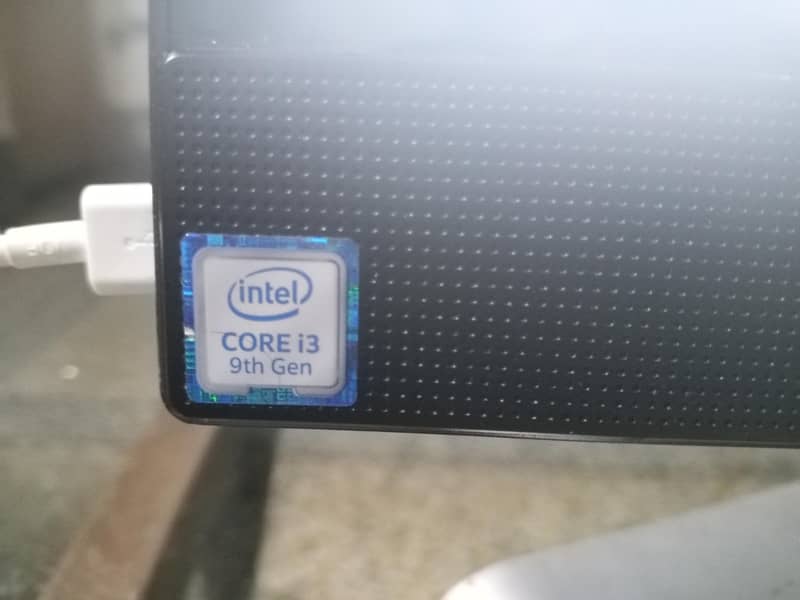 i3 9 Gen dell 1
