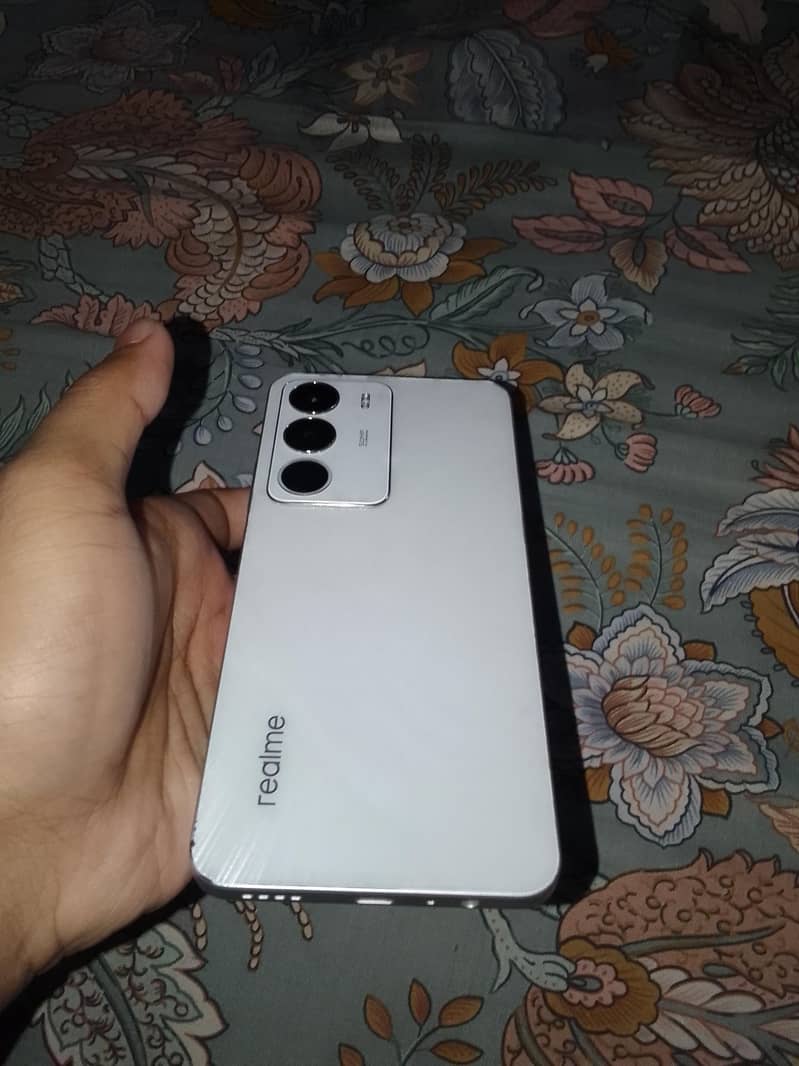 Realme C71 8