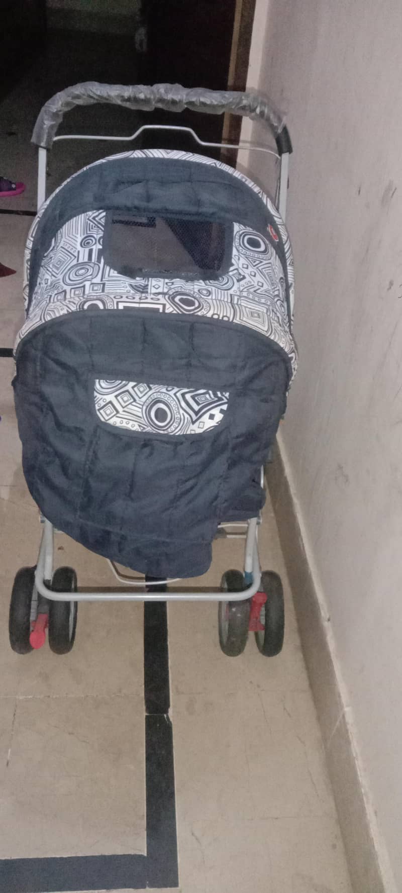 stroller 1