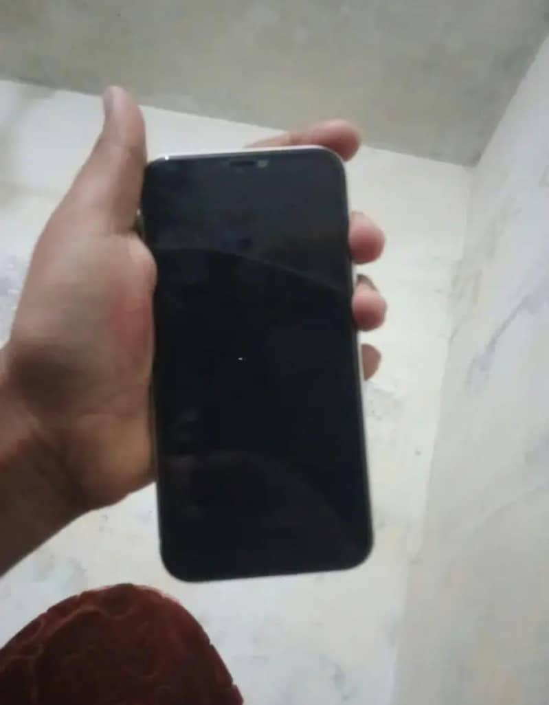 Apple iPhone 11 2