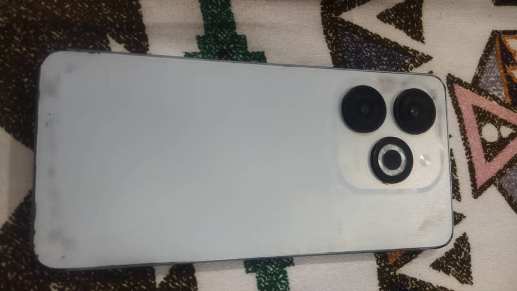 Infinix Smart 8 1