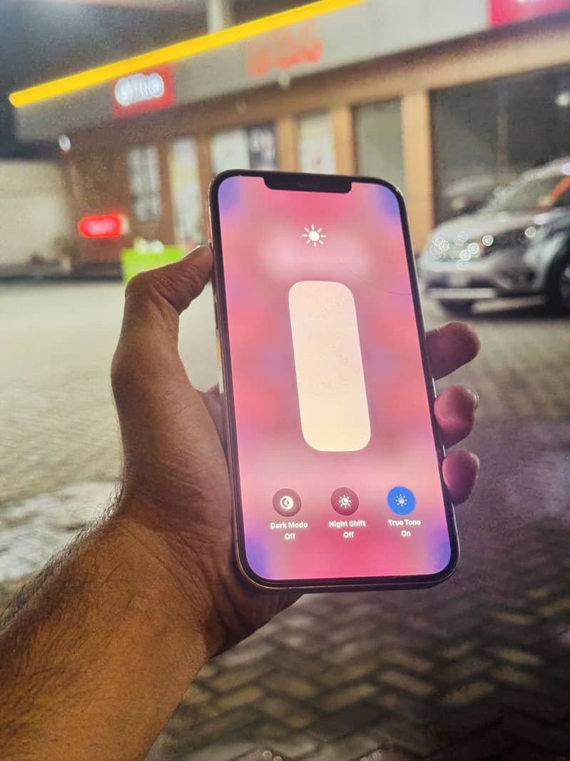 Apple iPhone 12 Pro Max 2