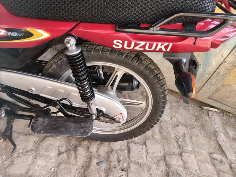 Suzuki 110 4