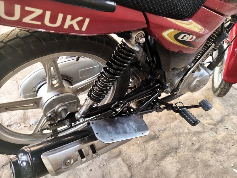 Suzuki 110 8