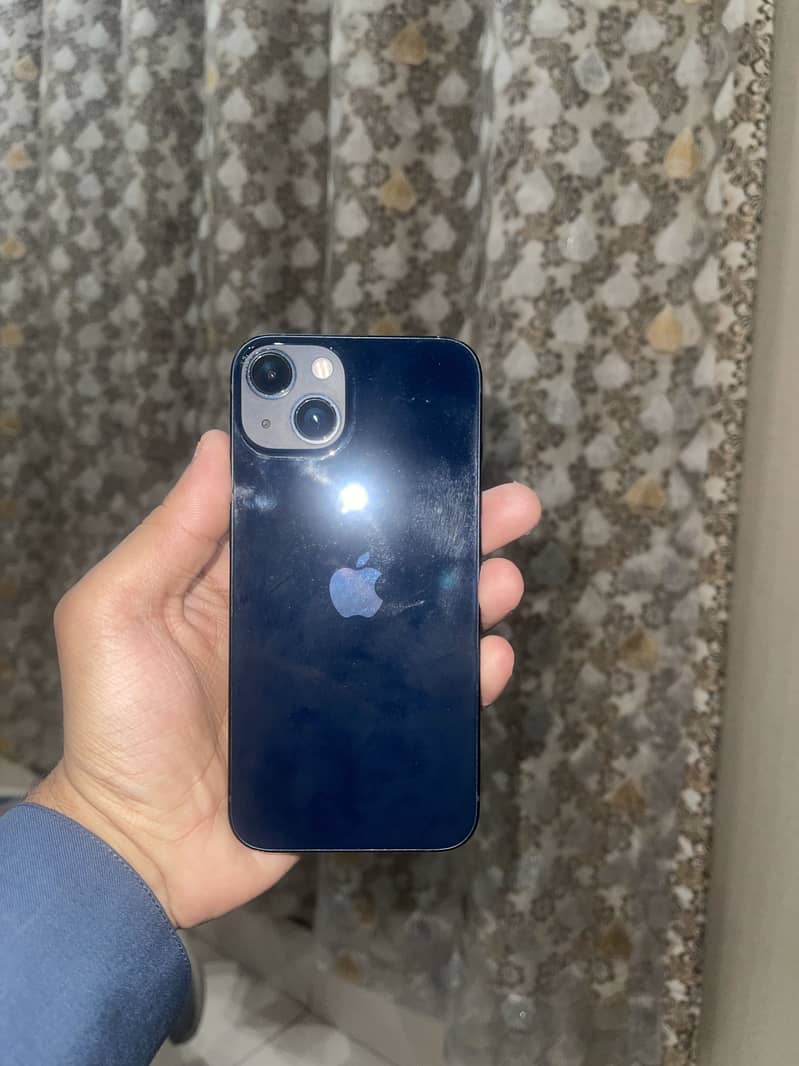 Apple iPhone 13 2