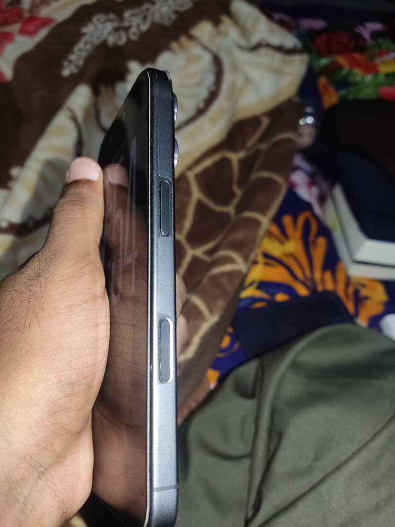 Apple iPhone 17 2