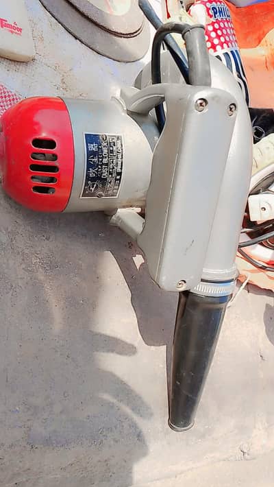 AIR BLOWER MACHINE BEST CONDITION MADE IN SHANGHAI