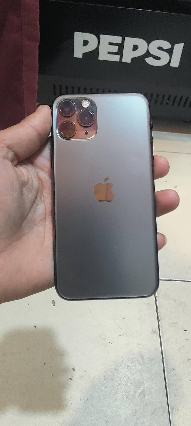Apple iPhone 11 Pro 3