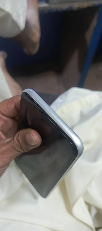 Apple iPhone XR 64gb non pta water pack