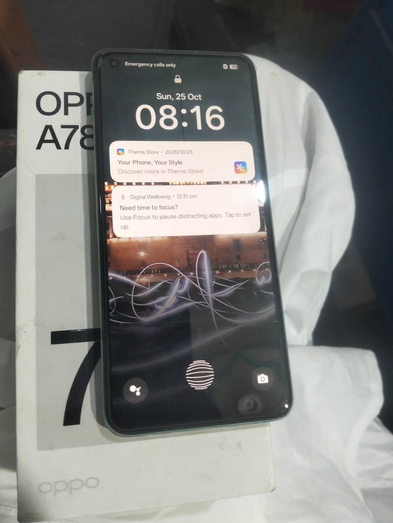 OPPO A78 1