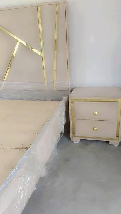 Bed , dressing table and side table for sale