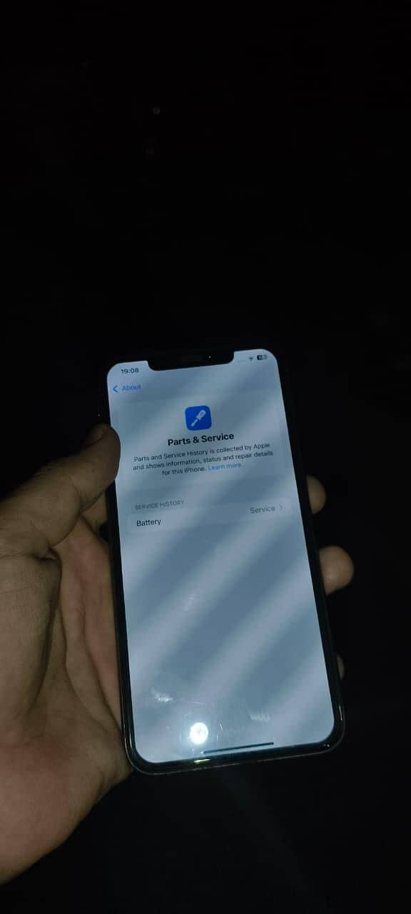 Apple iPhone XS Max 5