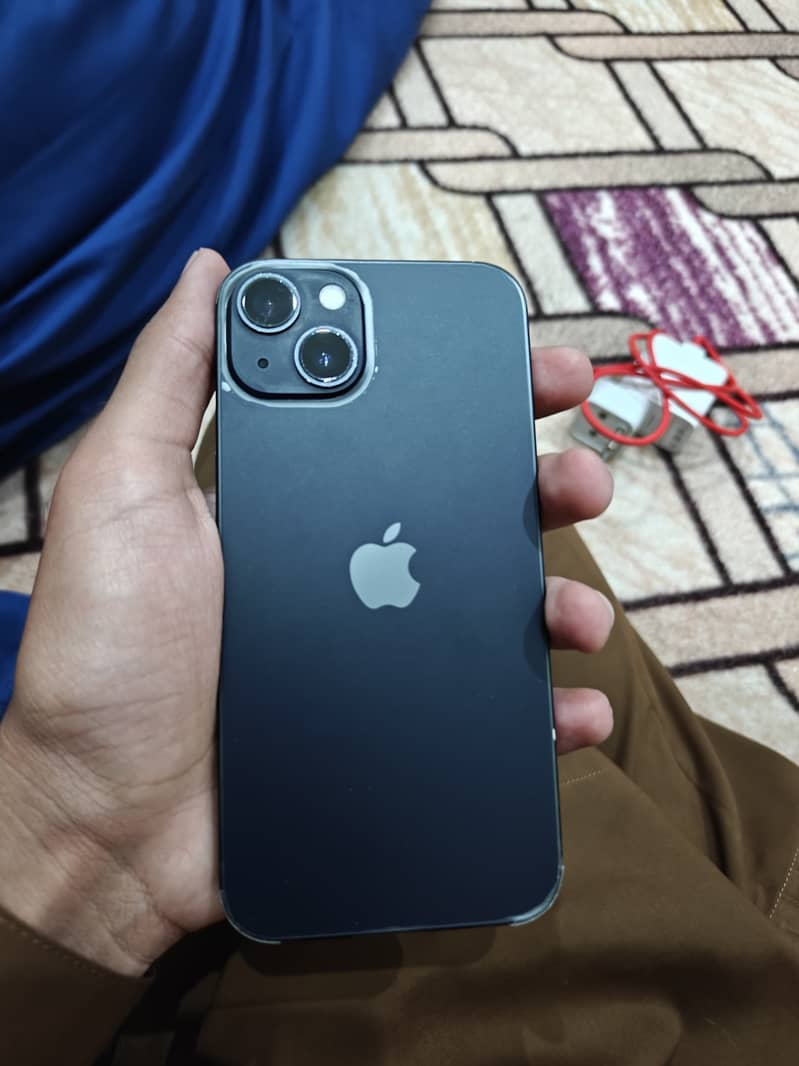 Apple iPhone 13 1