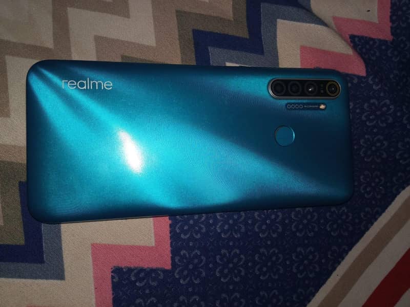 Realme 5i 0