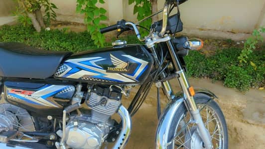 Honda CG 12 - 10/10 Condition - Genuine - Documents Clear