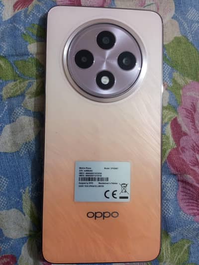 OPPO Reno 12F